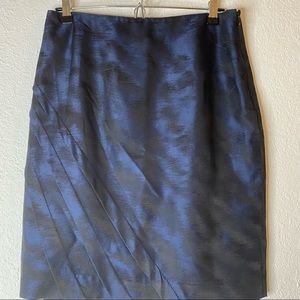 NWOT Ann Taylor Pencil skirt Navy/Black 6
